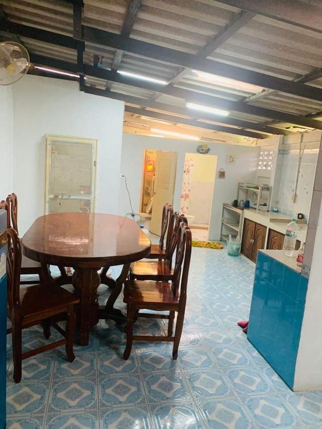 ขายด่วน ที่ดินพร้อมบ้านปูนชั้นเดียว แถมเฟอร์นิเจอร์ไม้ทั้งหมด  6