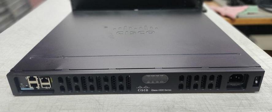 Cisco ISR4331/K9 สินค้ามือสอง ทดสอบแล้ว ประกัน 1 ปี จากผู้ขาย 2
