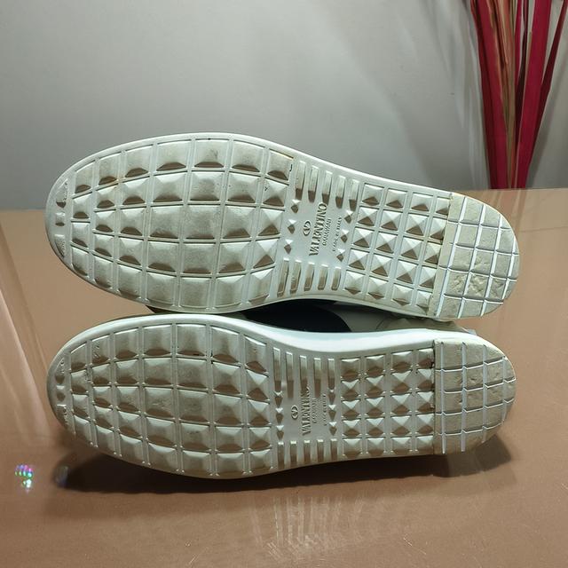 Valentino Garavani "Open" SneakersMade in ITALY🇮🇹📏Size. 40⭐⭐⭐⭐ Pre-owned/ Great Condition🔥 Price 970฿ รูปที่ 4