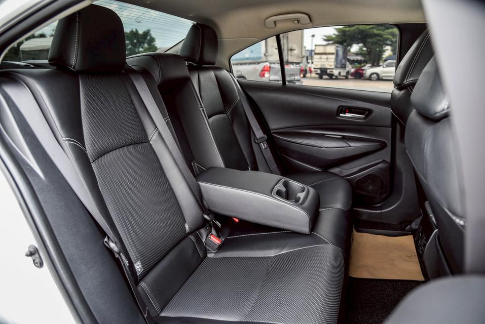รหัสรถ CBL81 TOYOTA Corolla Altis 1.8 Hybrid Mid AT 2020 11