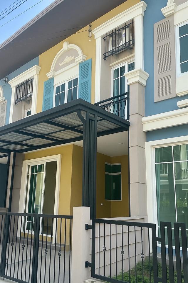 ขาย / ให้เช่าทาวน์โฮม 2 ชั้น ซ.รังสิต-นครนายก 15 ปทุมธานี ทำเลดี เดินทางสะดวก ใกล้ม.กรุงเทพ  , รังสิต 13