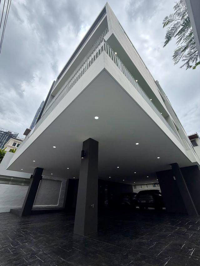 U1480 ให้เช่าโฮมออฟฟิศสร้างใหม่ 4 ชั้น มีลิฟต์ในตัว ย่านพระราม 9 Boutique Office 168 หมู่บ้านทวีมิตร ซอย 5 ถ.พระราม 9 ห้วยขวาง 3