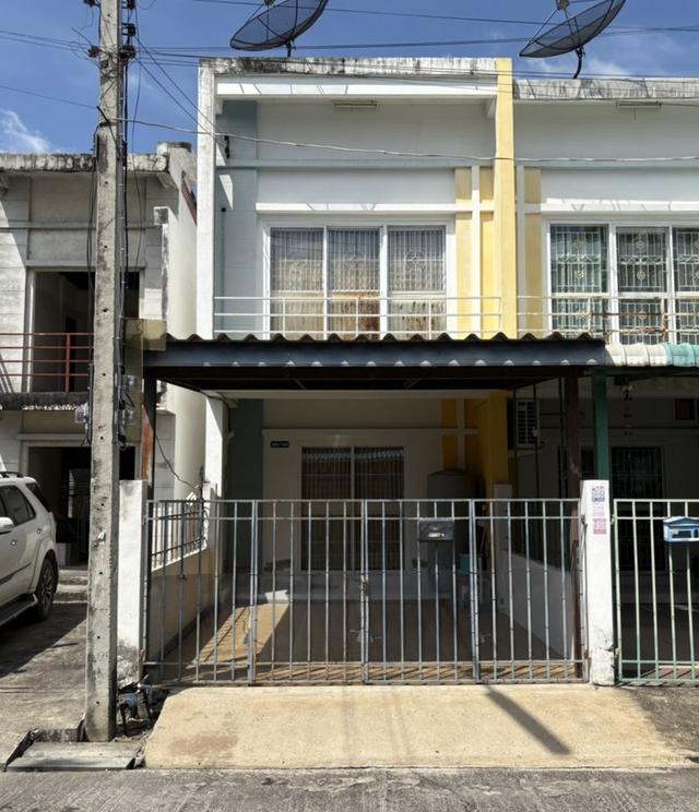 ขาย ทาวน์เฮ้าส์ หมู่บ้านเบญจทรัพย์ รังสิตคลอง 6 - 16 ตรว 100 ตรม 2 นอน 2 น้ำ 2 ชั้น ทำเลดี ใกล้บิ๊กซีคลอง 6 1