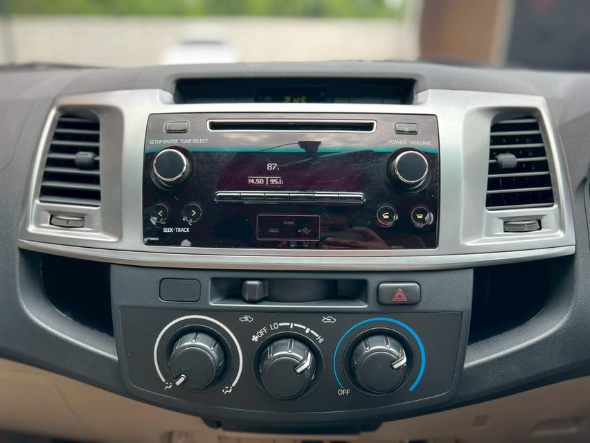 ปี 2014 TOYOTA HILUX VIGO, 2.5 E รถบ้านเจ้าของเดียว 9