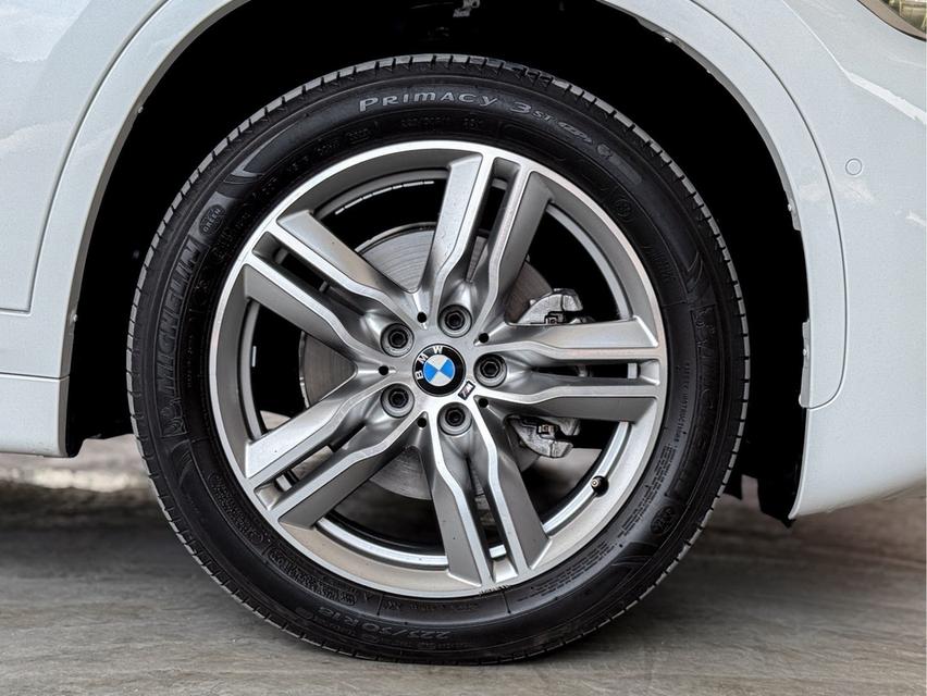 รหัสรถ WRT6321 2017 BMW X1 M sport F48 S-Drive18d 2.0 ดีเซล 16
