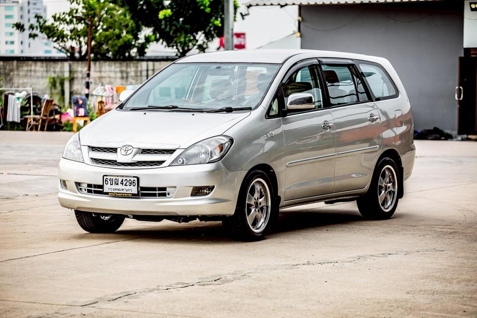 Toyota INNOVA 2.0V AT ปี 2007 สีเทา