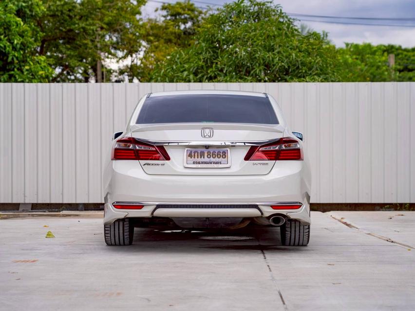 Honda Accord 2.4EL ปี16 6