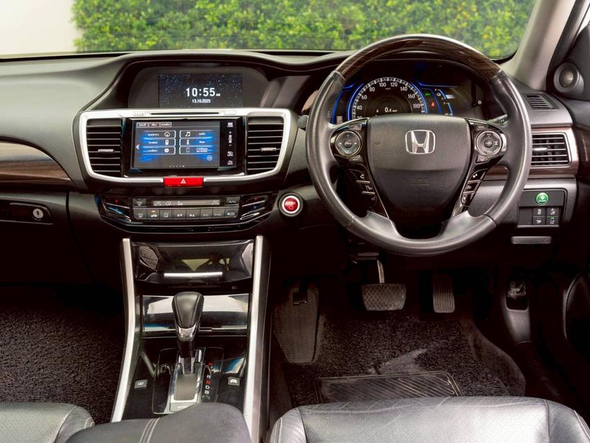 Honda Accord 2.0Hybrid Tech ปี17 12