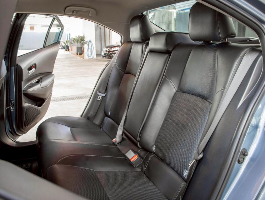 TOYOTA ALTIS 1.8 HYBRID PREMIUM ปี2021เครื่องยนต์ไฮบริด รถสวยพร้อมใช้งาน ออพชั่นเต็มคัน 9