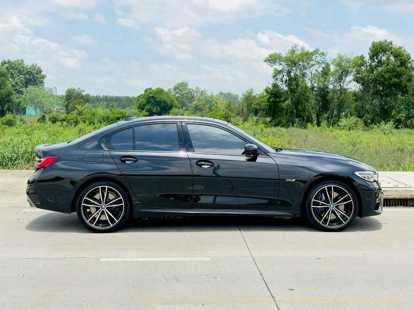 (แจ้งรหัสรถ YO7755) 🚩 BMW 330e M SPORT G20 LCI ปี 2022 จด 2023 รูปที่ 5