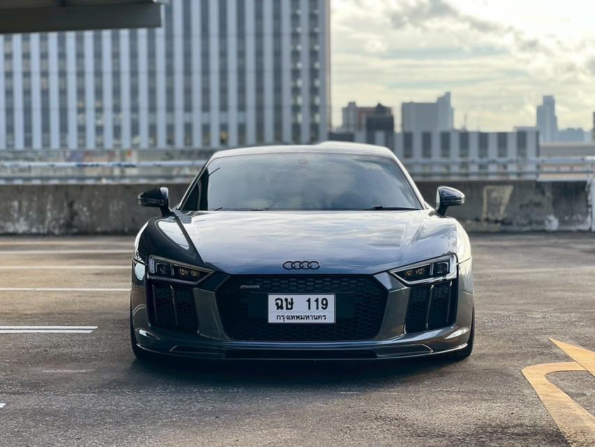 Audi R8 v10 performance 1