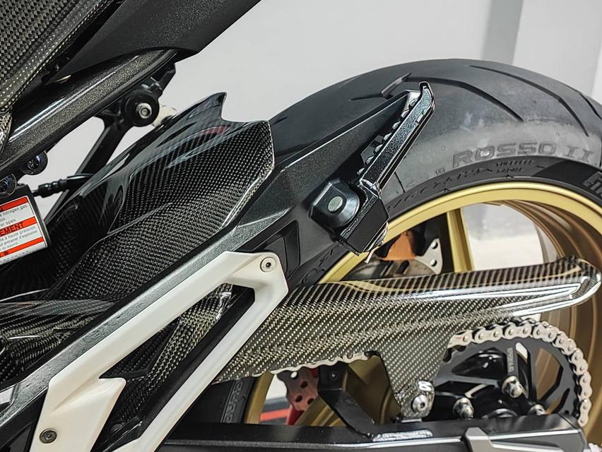 ออกรถ 0 บาท KAWAZAKI Z800 ปี 2016 17