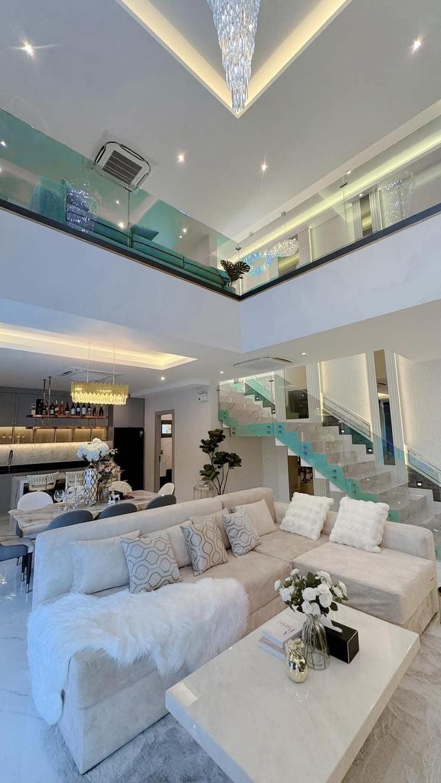 For rent pool villa Jomtien 300k/month  3