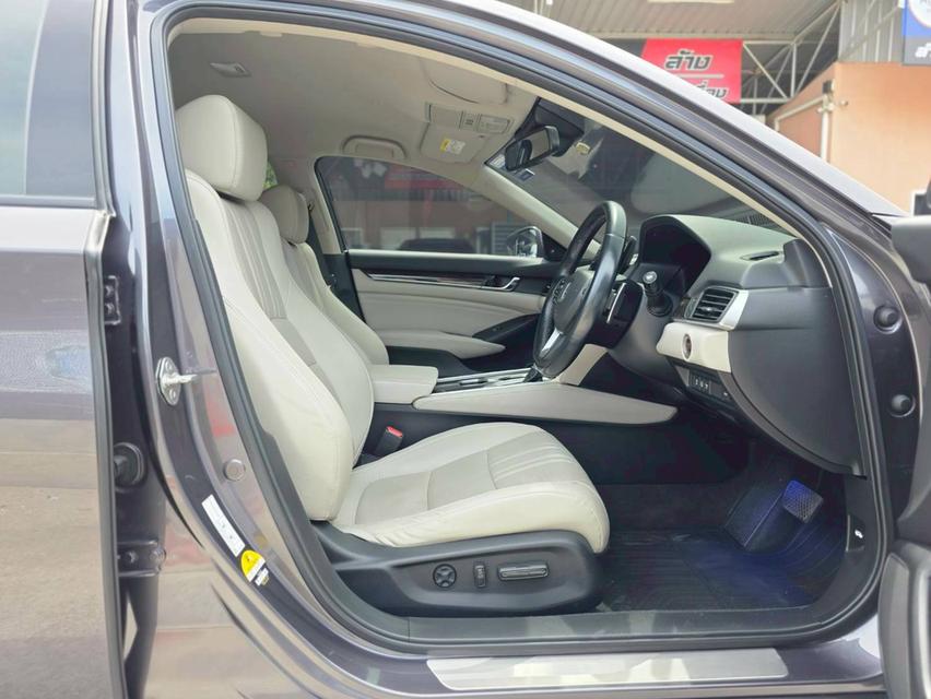 ขาย Honda Accord 2.0Hybrid ปี20 13
