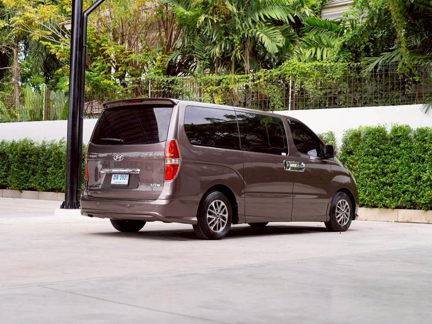 Hyundai H1 2.5Starex Vip ปี15 7
