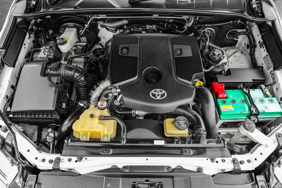 2017 TOYOTA FORTUNER 2.4 V 4WD SUV สีขาว ไมล์ 184315 กม. 19