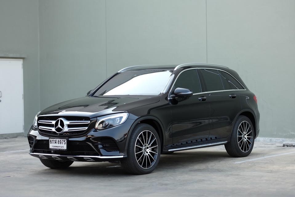 Mercedes-Benz GLC250d AMG 2017 สีดำ มือเดียว ราคาดีมาก