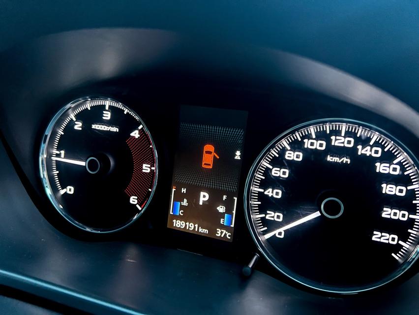 ขาย Mitsubishi Pajero 2.4GT ปี16 8