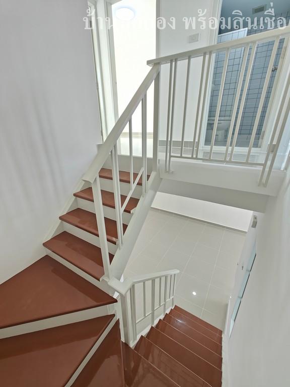 หมู่บ้านเดอะคัลเลอร์ คลอง4 12