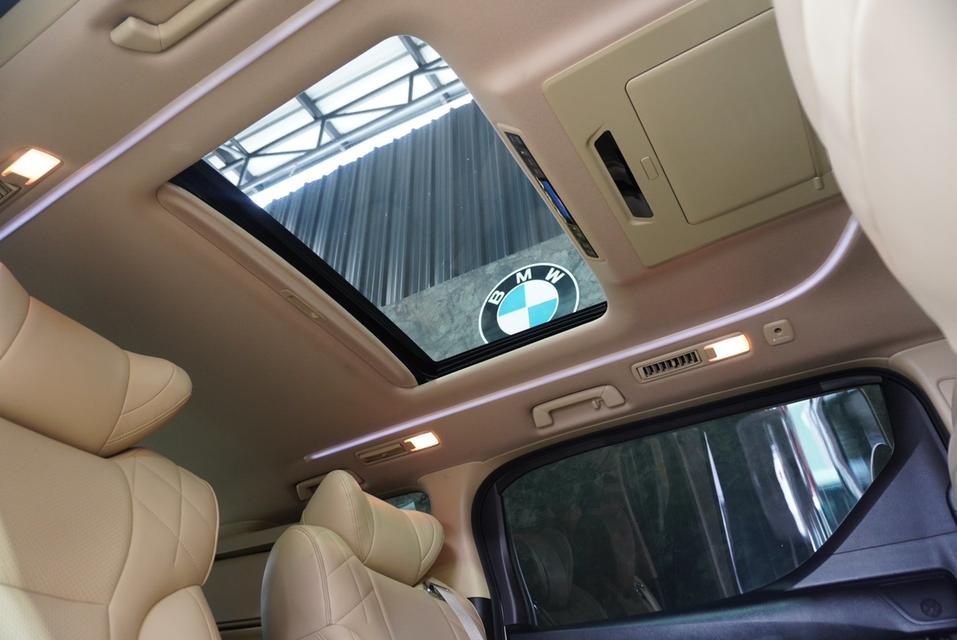 รหัสรถ JRS5189 เข้าใหม่ กับ Toyota Alphard 30 hybrid 2019 สีขาว  19