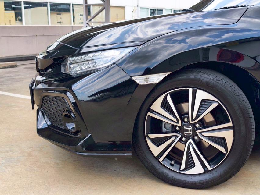รหัสรถ CAT4636 2018. Honda Civic FK 1.5 Turbo Hatchback 5 ประตู มือเดียว 4