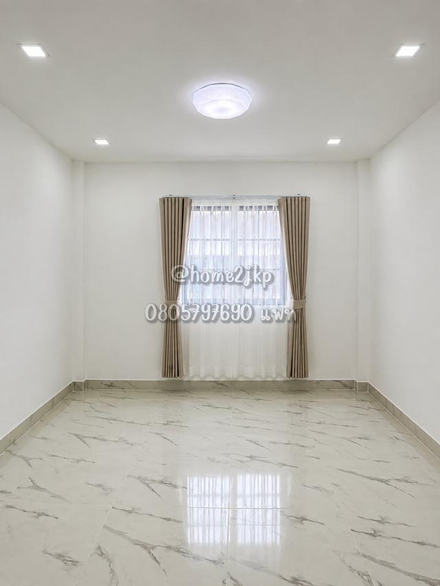 หมู่บ้านจิราธร ซอยรามคำแหง 152 บ้านรีโนเวทใหม่ รามคำแหง-สะพานสูง 14