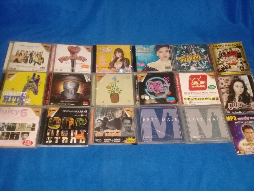 แผ่นดีวีดีภาพยนต์และหนังสือความรู้ทั่วไป 18