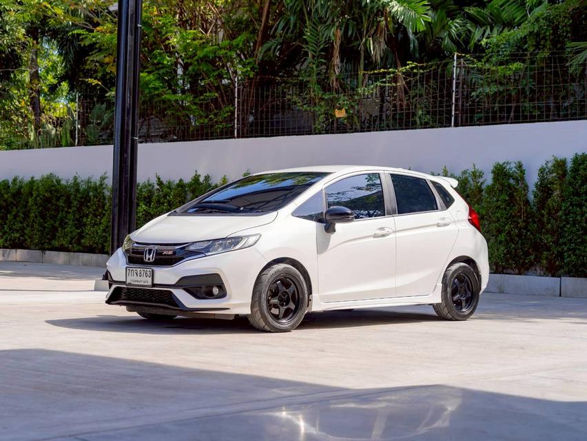 Honda jazz 1.5 RS ปีจด 2018