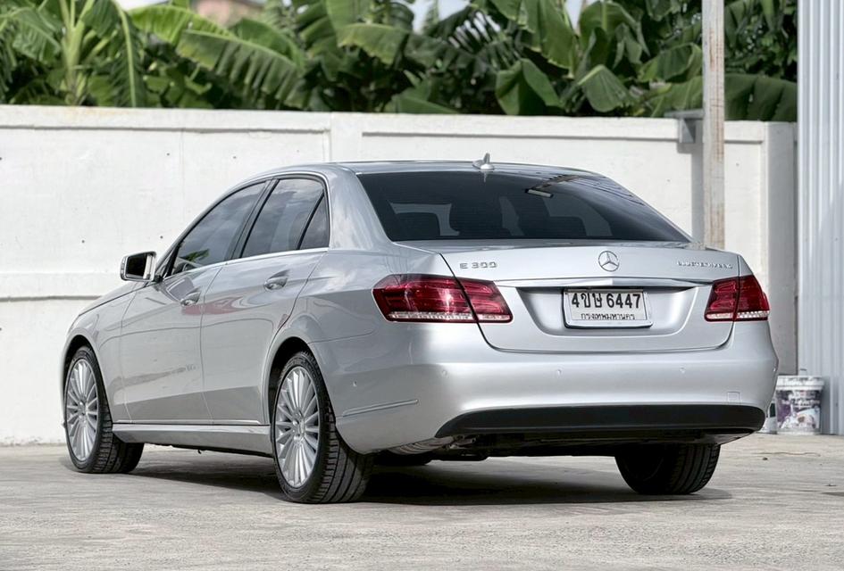 BENZ E-CLASS E300 BLUETEC HYBRID ปี 2014 โฉม W212 ปี10-16 สีเทา ออโต้ รูปที่ 4