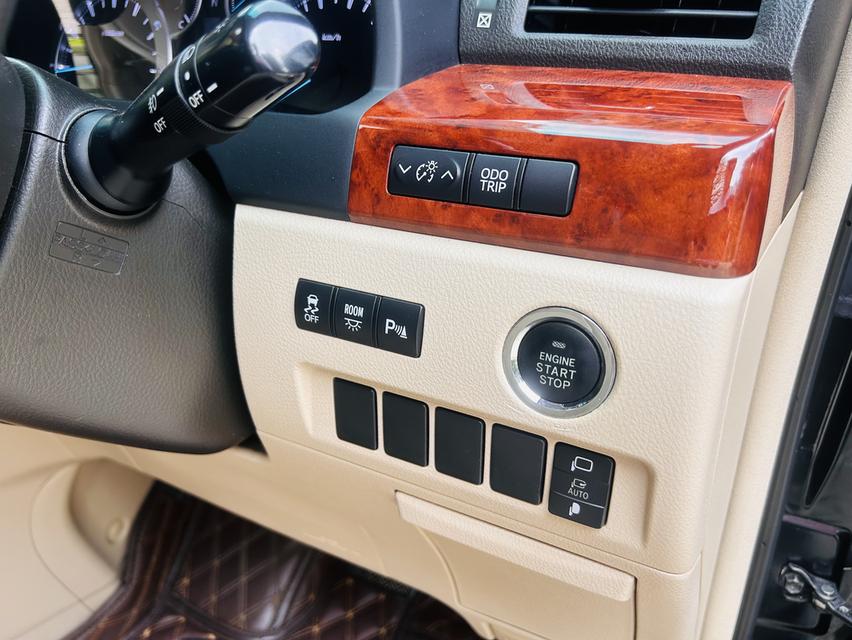 Toyota Vellfire 2.4 เบาะมิกกี้เมาส์ รูปที่ 20