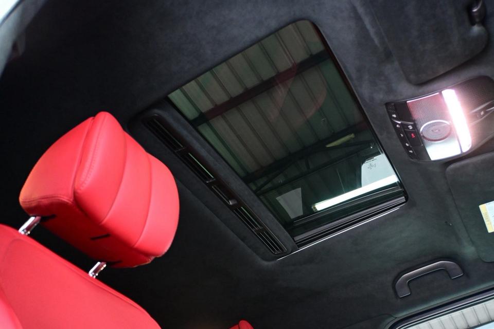(แจ้งรหัสรถ JRS8999) MERCEDES-BENZ G400d สีดำ ภายในแดง ลงตัวมากๆ รูปที่ 15