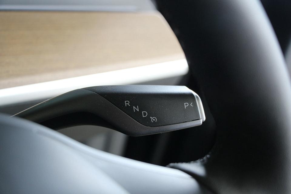 (แจ้งรหัสรถ TKG1728) TESLA MODEL Y LONG RANGER ปี 2023 รูปที่ 5