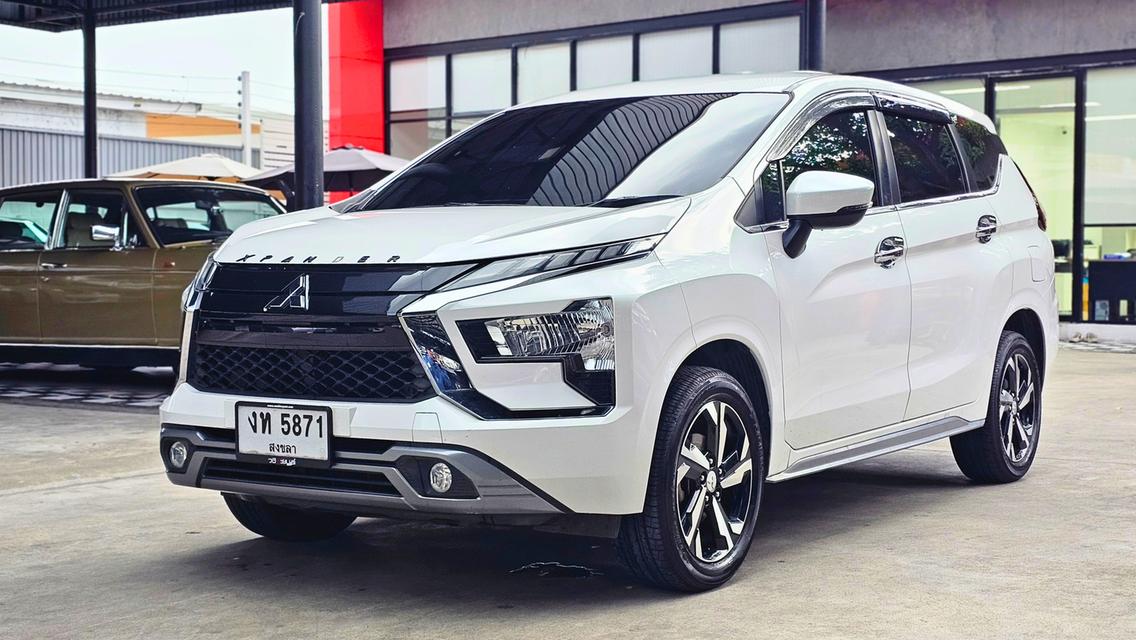 ขายรถ Mitsubishi Xpander 1.5GT Wagon ปี 2023 สีขาว เกียร์ออโต้