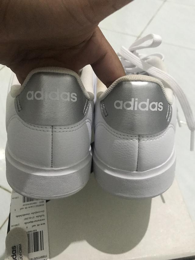รองเท้าadidas มือ2 3