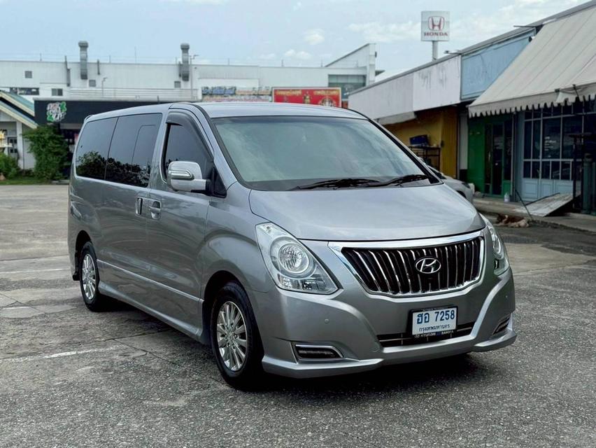 ขาย Hyundai H1 2.5Deluxe ปี19