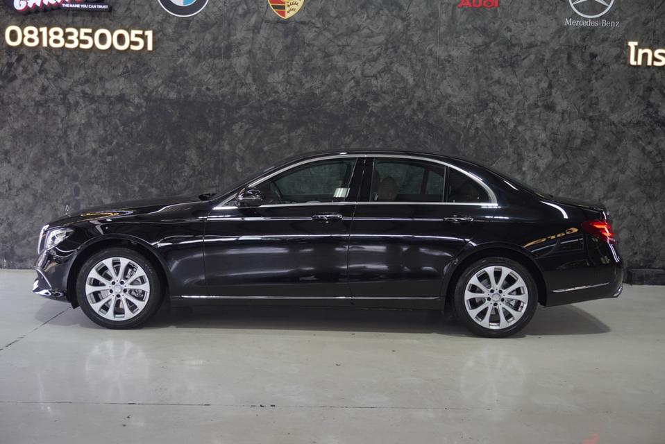 รหัสรถ JRS5379 Mercedes Benz E220d 2016 ดีเซล สีดำ 5