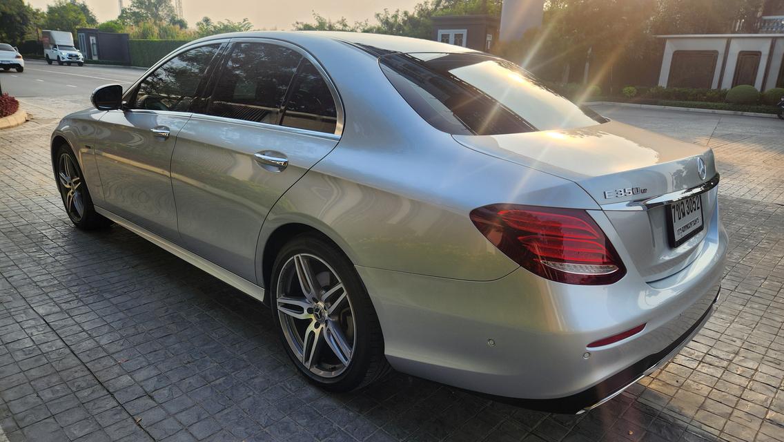 เจ้าของรถขายเอง Benz E350e 2018 ไมล์ 56,000 จดทะเบียนปี 2020 รถใหม่ ภายในใหม่ รูปที่ 4