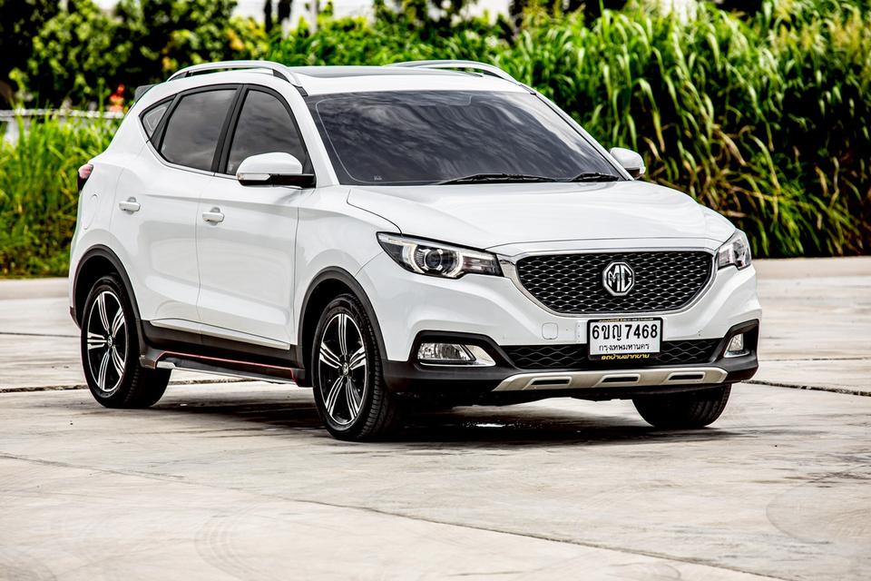 MG ZS 1.5 X Sunloof ปี 2020 สีขาว มือเดียวป้ายแดง