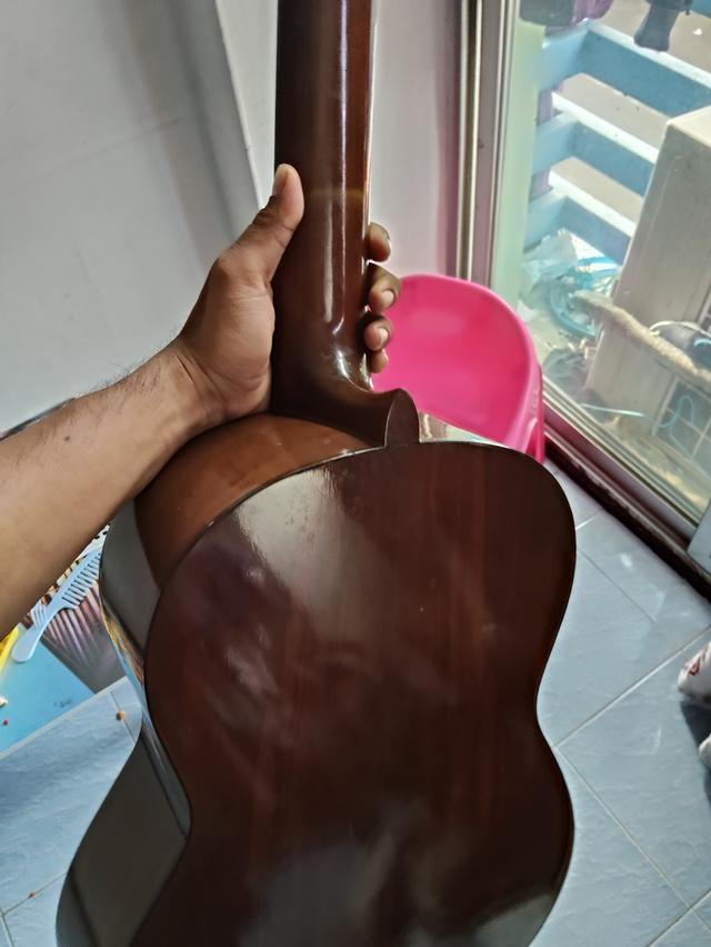 กีต้า Yamaha cg-120 คลาสสิก