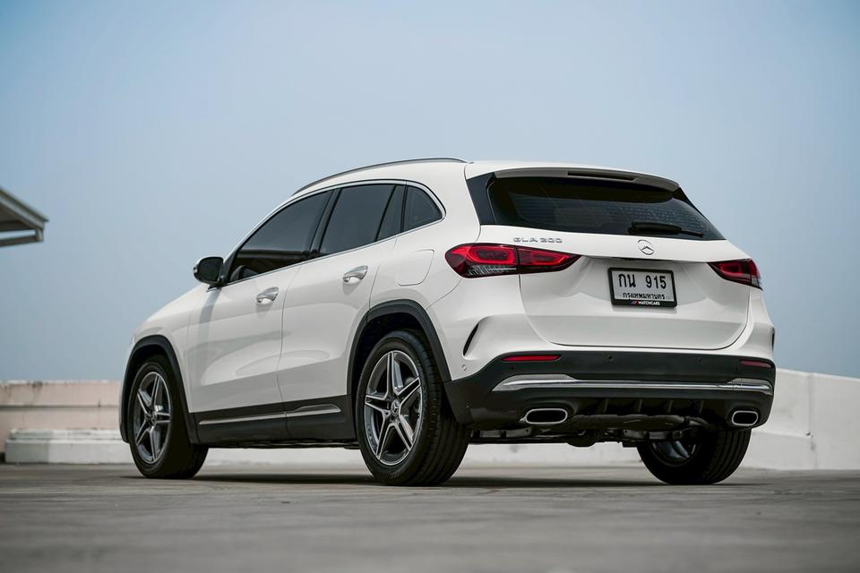 รถยนต์มือสอง Benz GLA200 รูปที่ 4