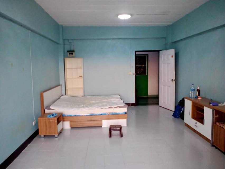 ให้เช่าคอนโดเด่นนคร เรสซิเด้นท์ อาคาร เอ ชั้น 10 (ห้องเลขที่ 608/338) ขนาดพื้นที่ 32 ตร.ม. ห้องกว้างอยู่สบาย พร้อมเฟอร์นิเจอร์ครบชุด 2