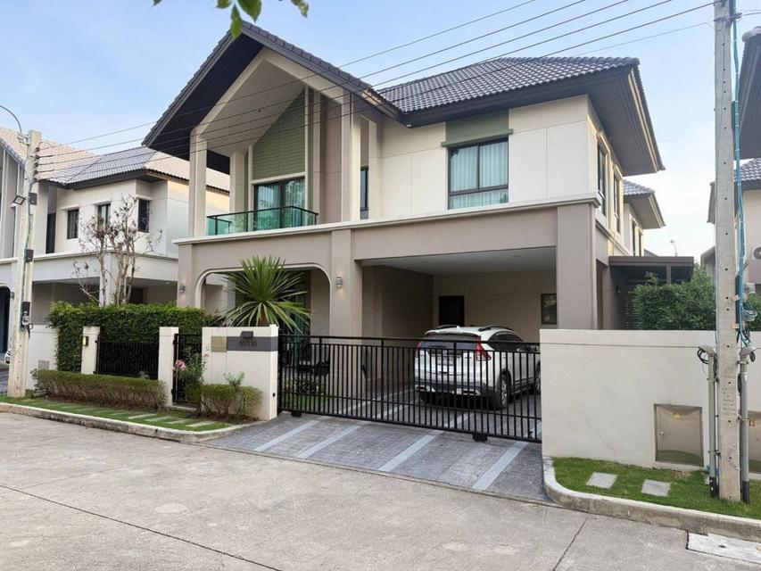 ให้เช่าบ้านเดี่ยวหรู บางกอก บูเลอวาร์ด ศรีนครินทร์ - บางนา 1