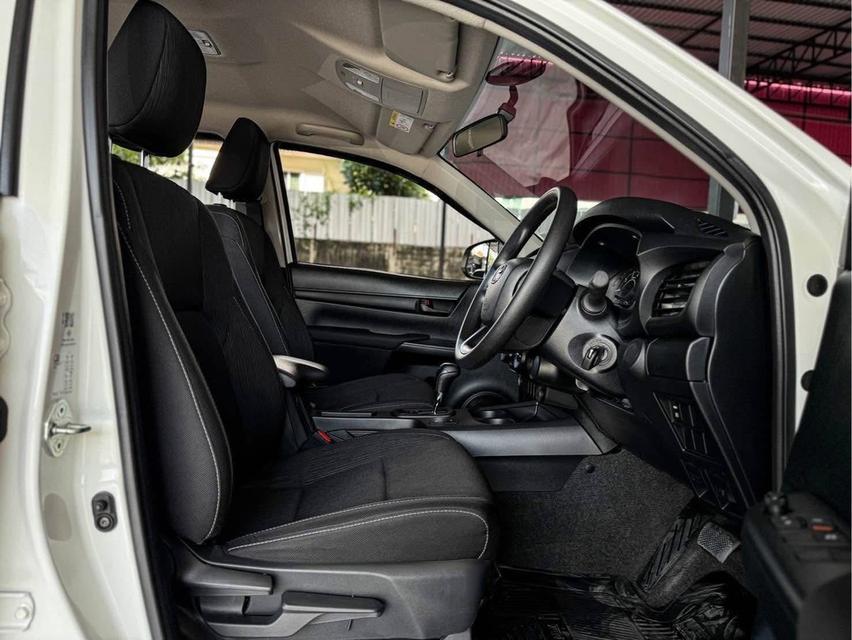 ขาย Toyota Revo 2.4Mid Z Edition ปี24 12