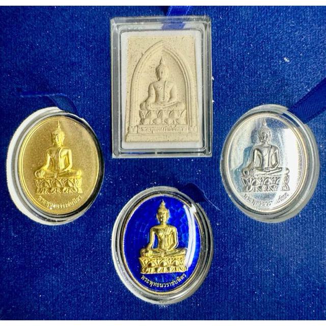 พระพุทธนวราชบพิตร วัดตรีทศเทพ ชุดกรรมการ4องค์