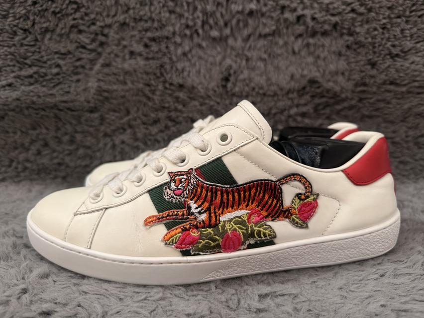 Gucci Size 40 ยาว 25 cm รูปที่ 4