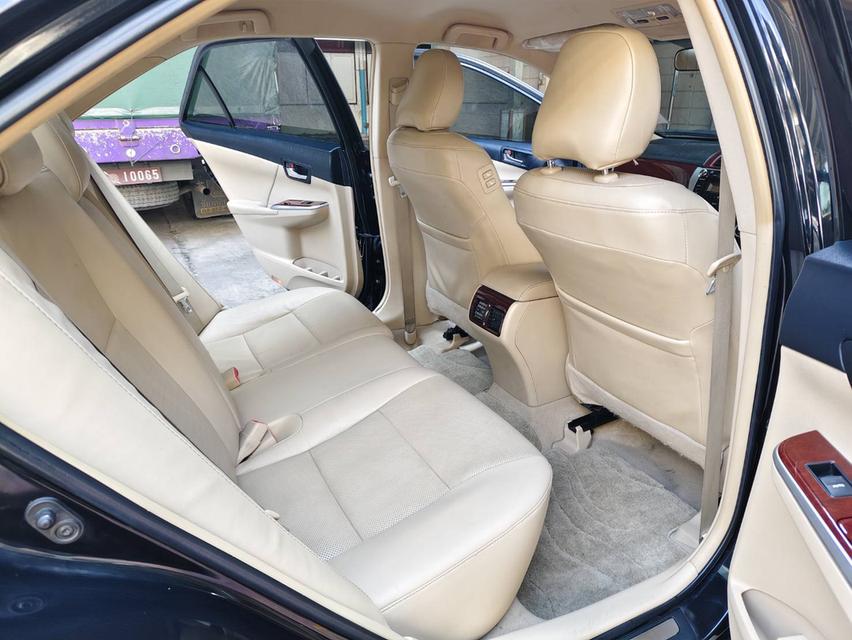 Toyota Camry 2.0G ปี 2012 12