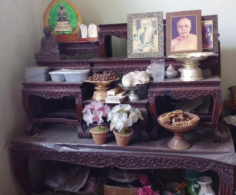 โต๊ะหมู่9บวกฐานเป็น10ไม้จริง