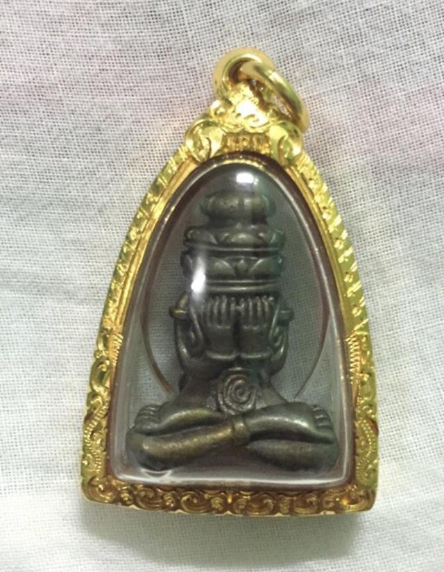 พระปิดตาเลี่ยมทองไม่ทราบที่