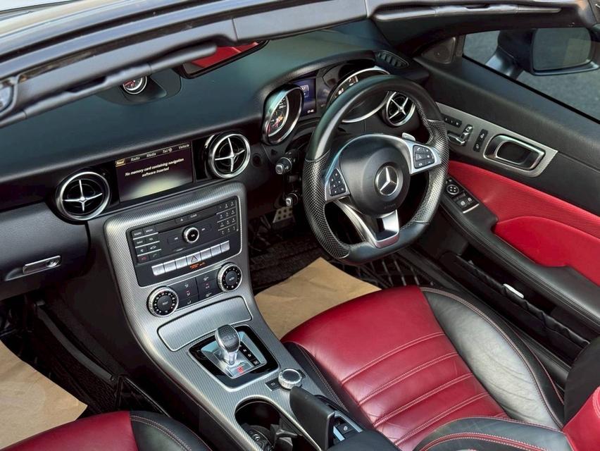 Mercedes Benz SLC300 AMG Roadster รูปที่ 4