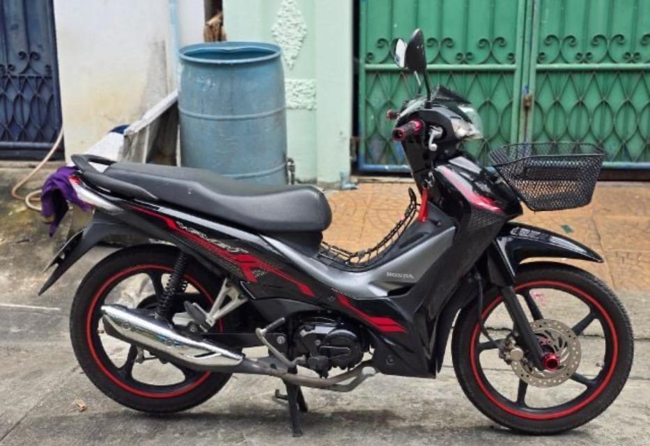 Honda Wave 110i สีดำ / แดง 3